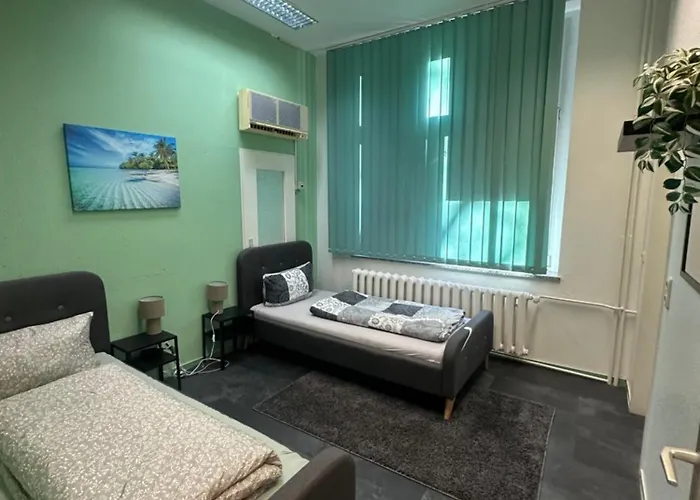 Grosse Fuer Bis Zu 8 Personen Mit 2 Badezimmern Apartmán